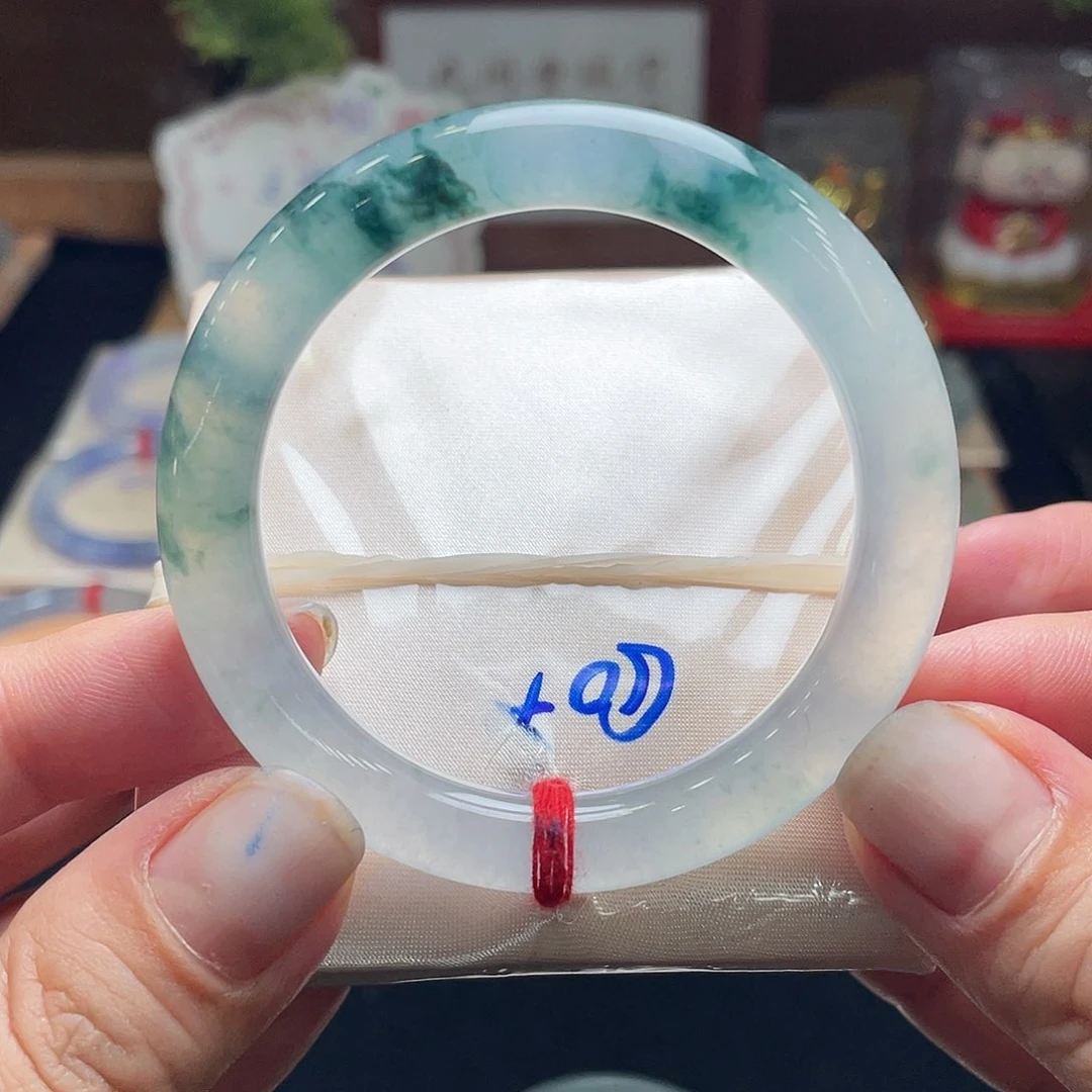 翡翠手镯未镶嵌50圆条