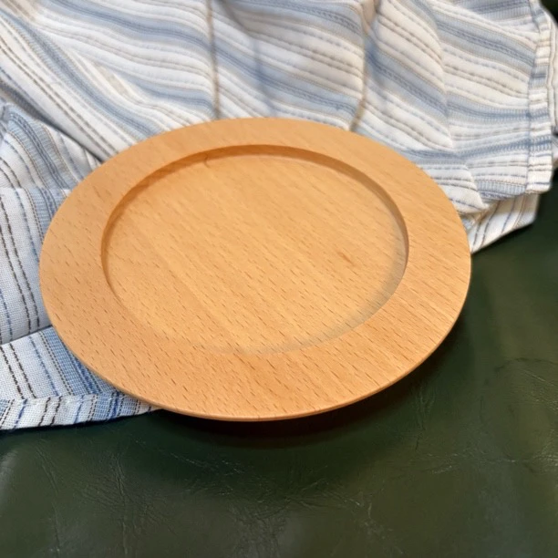 榉木整木一体圆形壶承杯垫-12*2cm