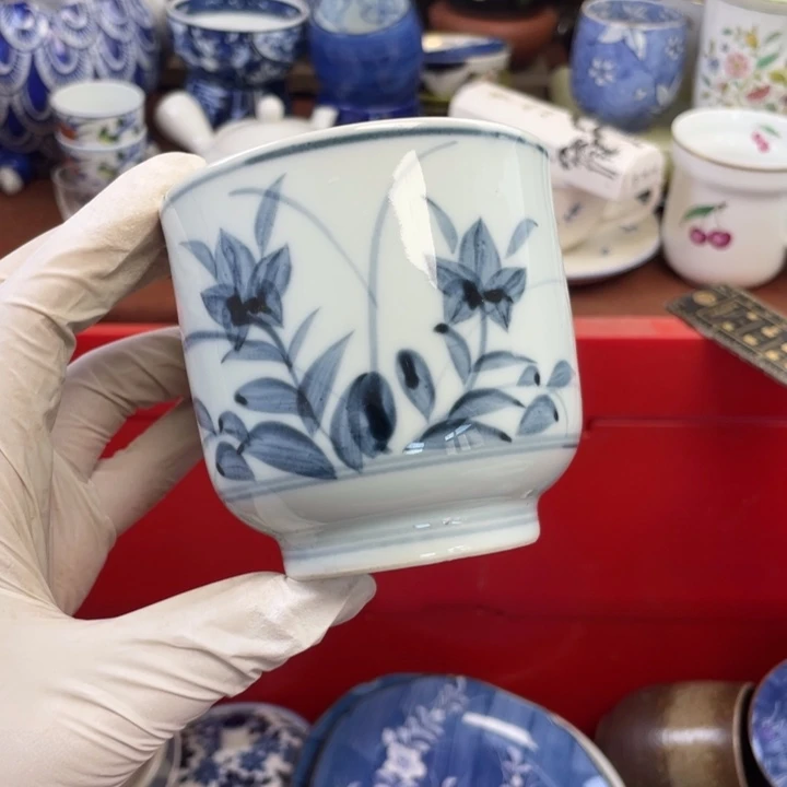 他家瓷器真美…开播了