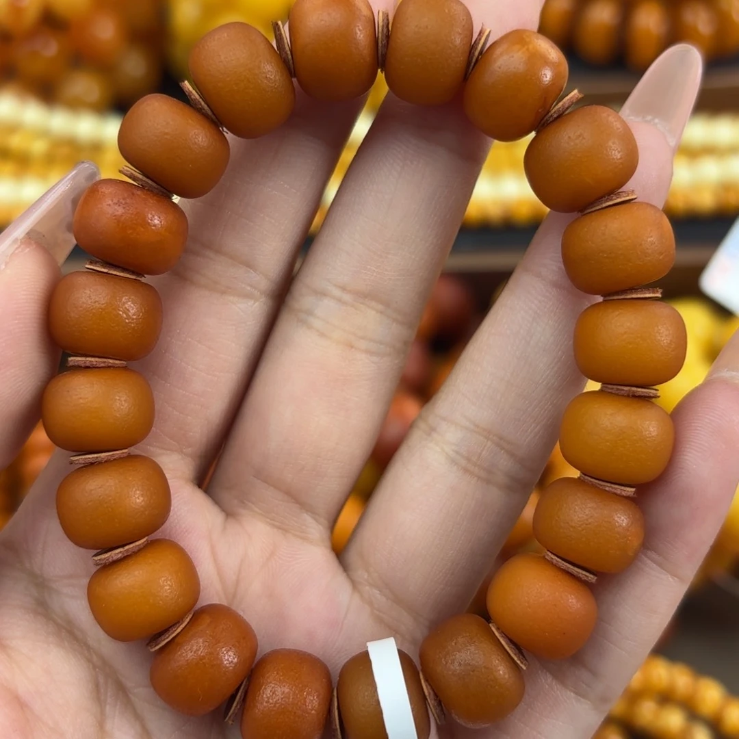 未镶嵌颈饰琥珀蜜蜡