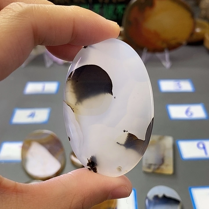 玛瑙/玉髓未镶嵌珠宝半成品