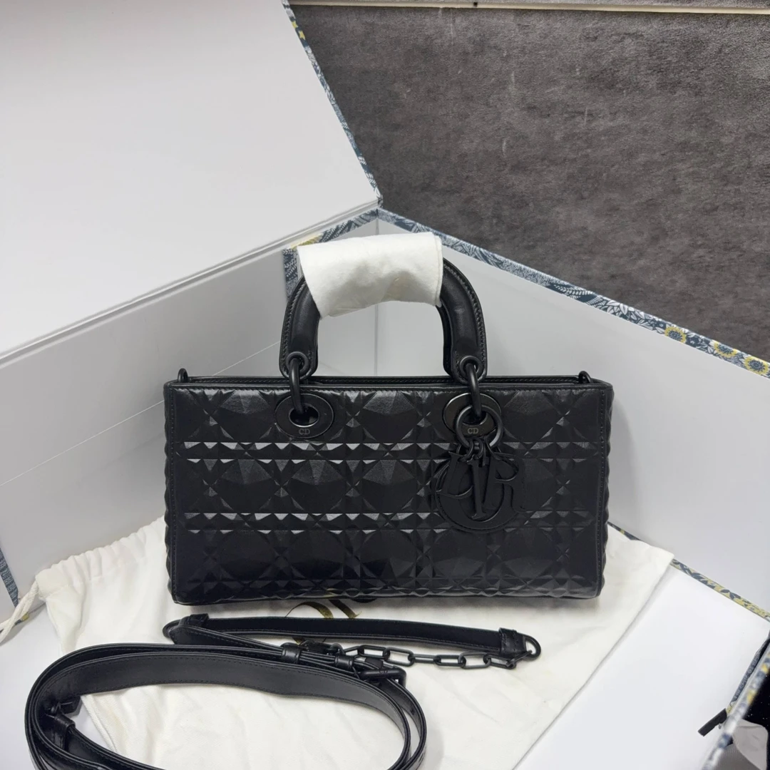 95新 DIOR/迪奥 安安/箱包/TYP882512090313