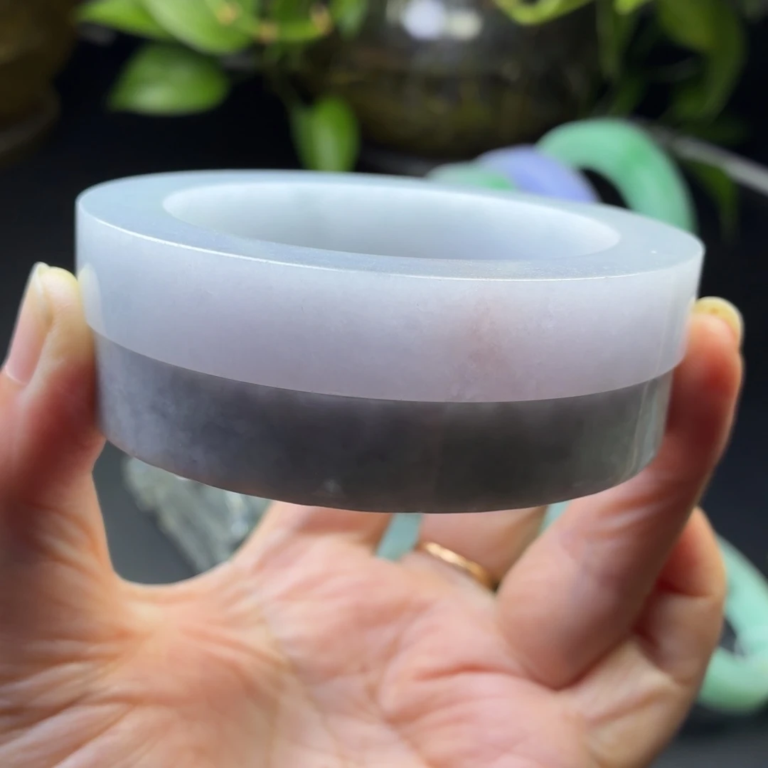 定制翡翠未镶嵌翡翠手镯
