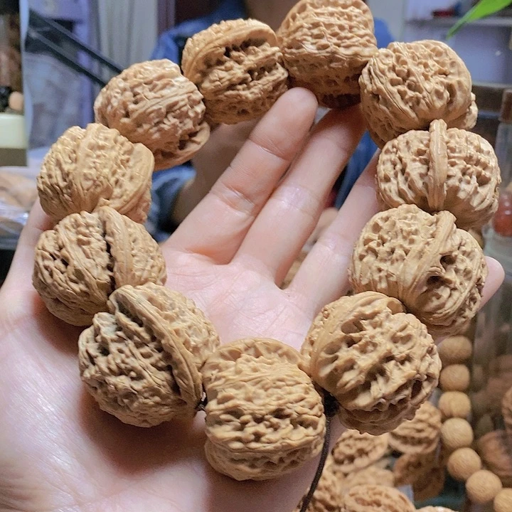 【闪购商品】文玩核桃把件36.5白狮子手持