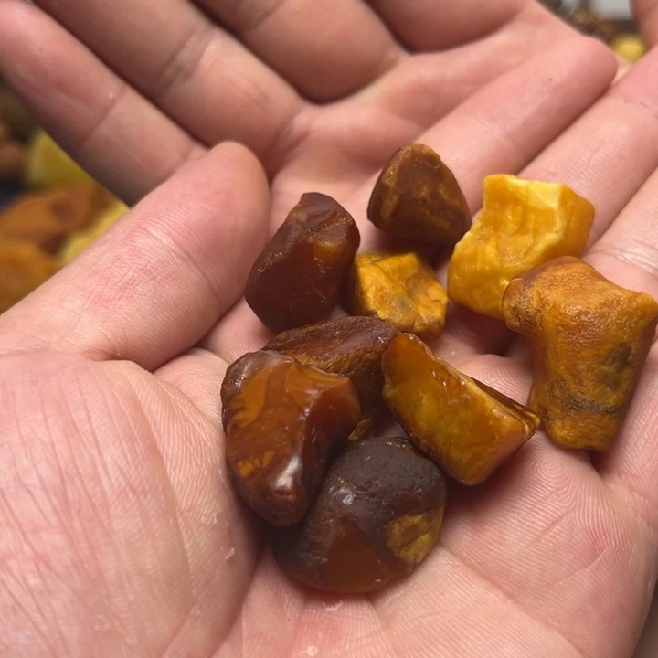 汉***包未镶嵌定制琥珀蜜蜡定制随型打孔