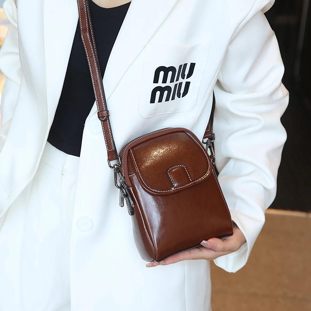 2025夏季新款真皮双拉链竖款斜挎小包高级感手机包休闲百搭零钱包