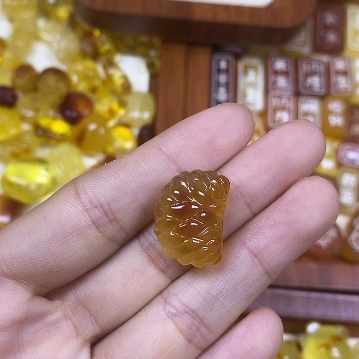 橄榄核吊坠橘子瓣112