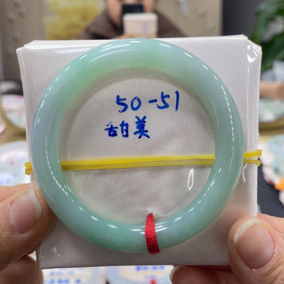 未镶嵌手镯翡翠翡翠