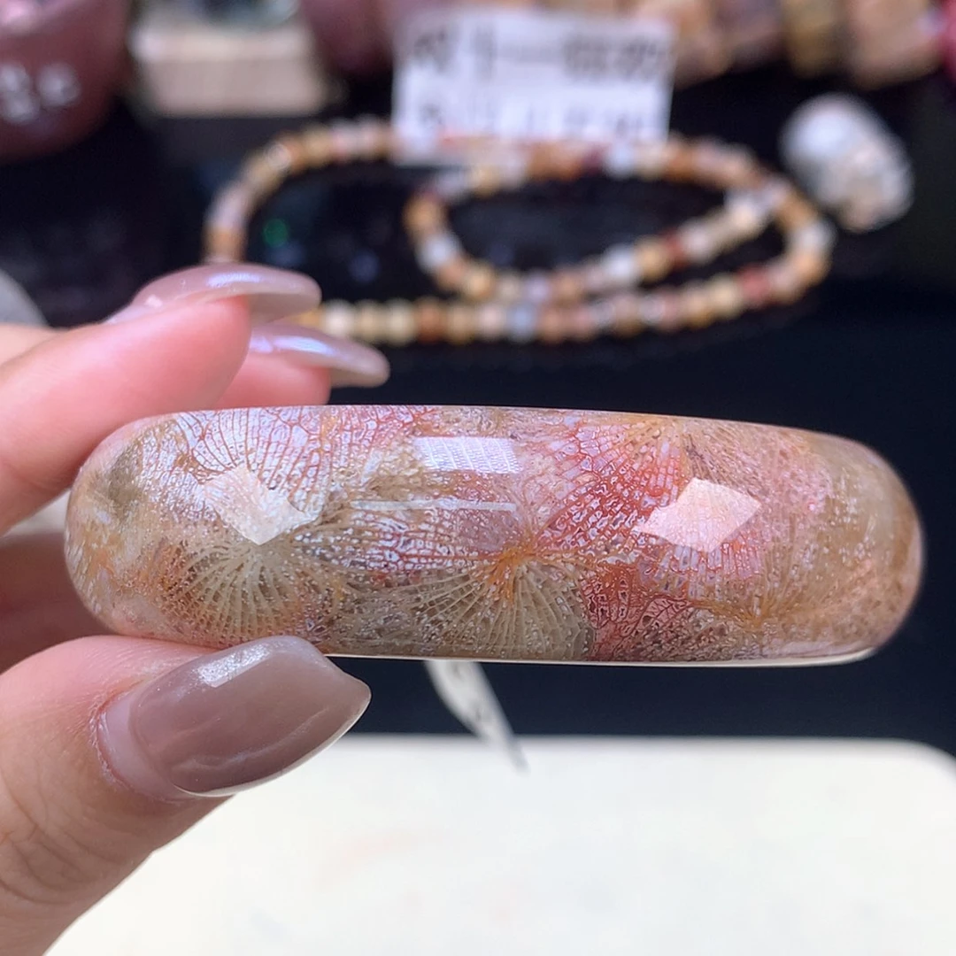 【闪购商品】颈饰未镶嵌硅化珊瑚（珊瑚玉）粉沙沙凤尾55.3（44号）