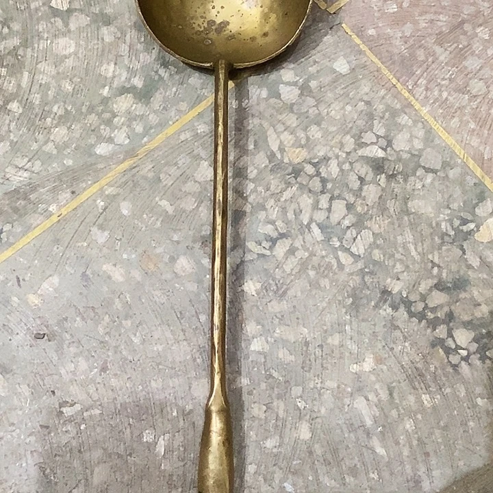 T****o老式铜器古朴厚重