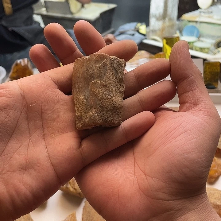 癸***昊定制琥珀未镶嵌天然琥珀蜜蜡