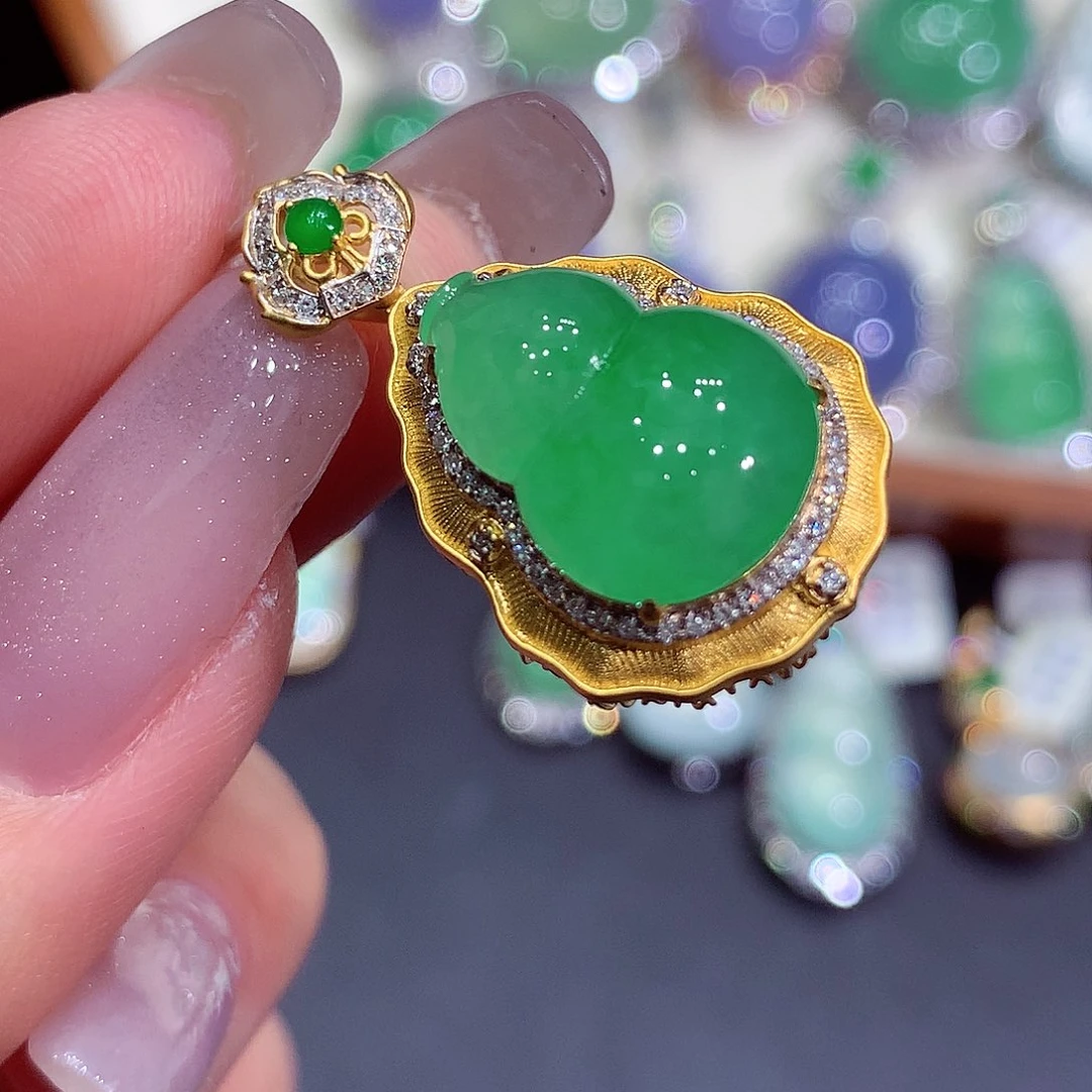 翡翠18K金镶嵌吊坠(不含链)