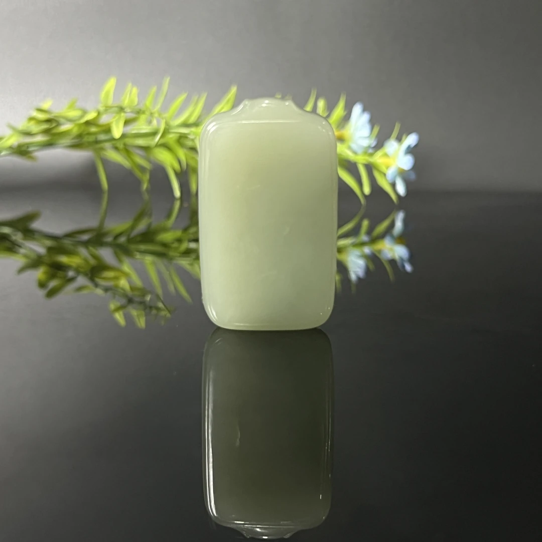 0103GC8856和田玉挂件