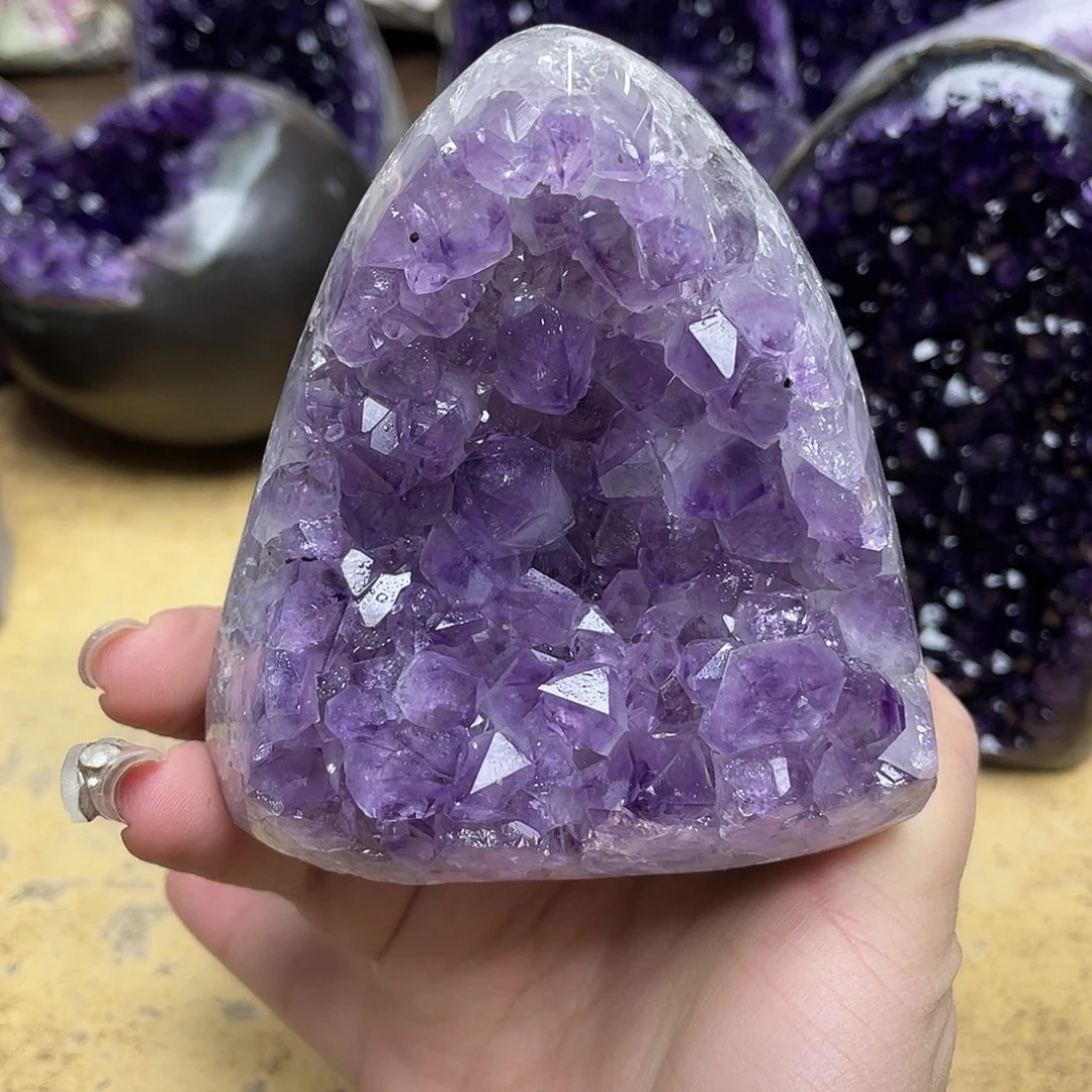 未镶嵌紫晶大型摆件（非配饰）