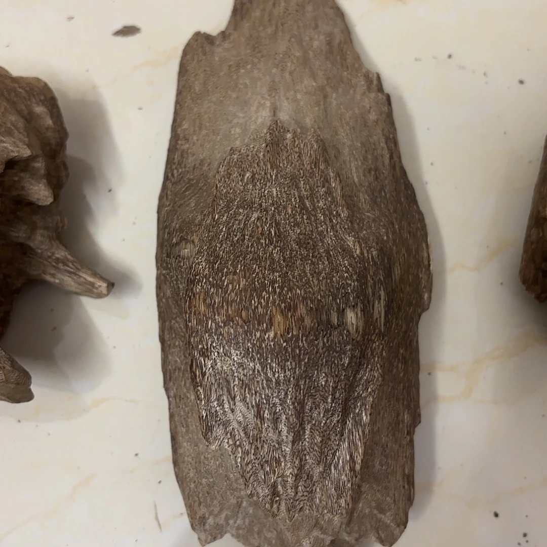 沉香沉香碎屑猪*戒沉香400克