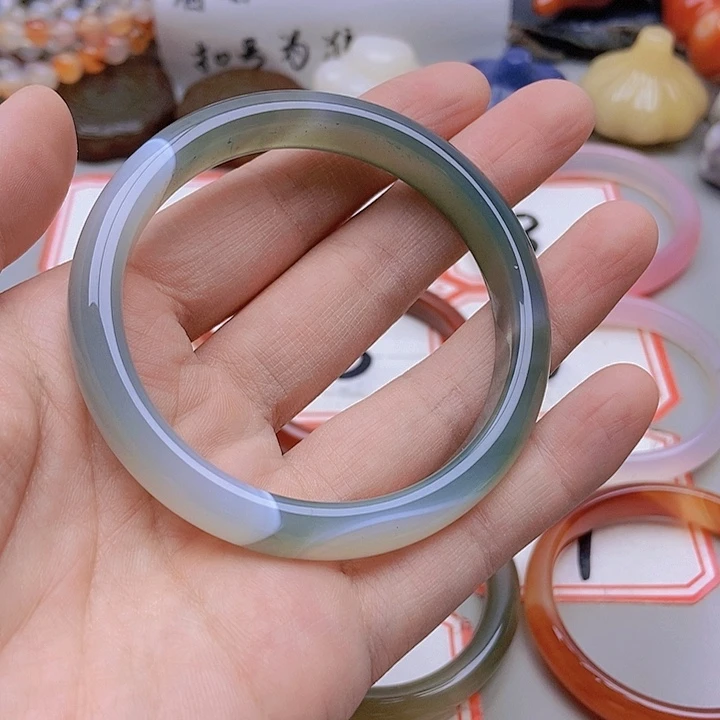 【闪购商品】未镶嵌玛瑙/玉髓珠宝半成品约*