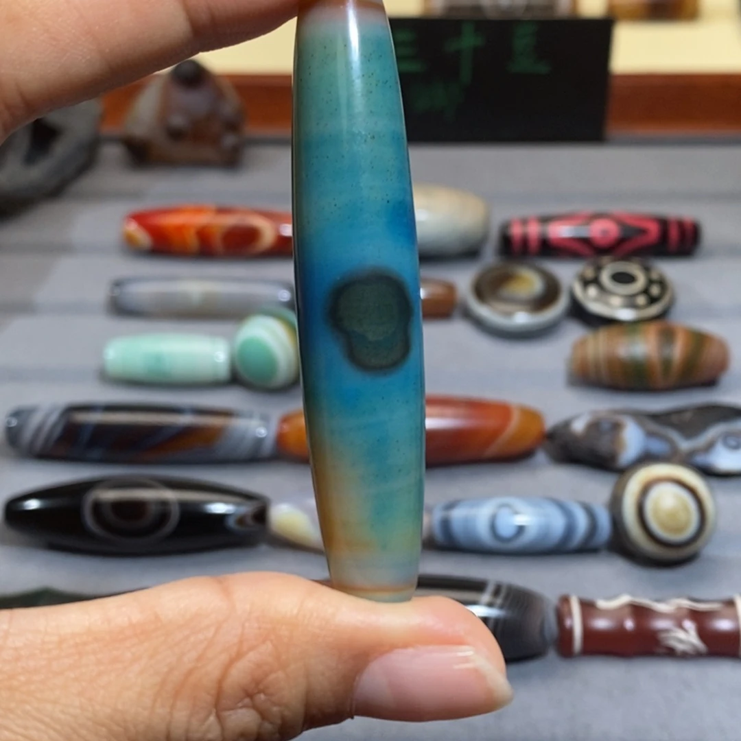 玛瑙/玉髓颈饰未镶嵌阿***嘎