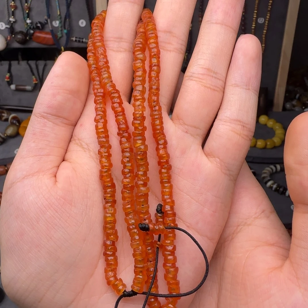 玛瑙/玉髓颈饰未镶嵌白*