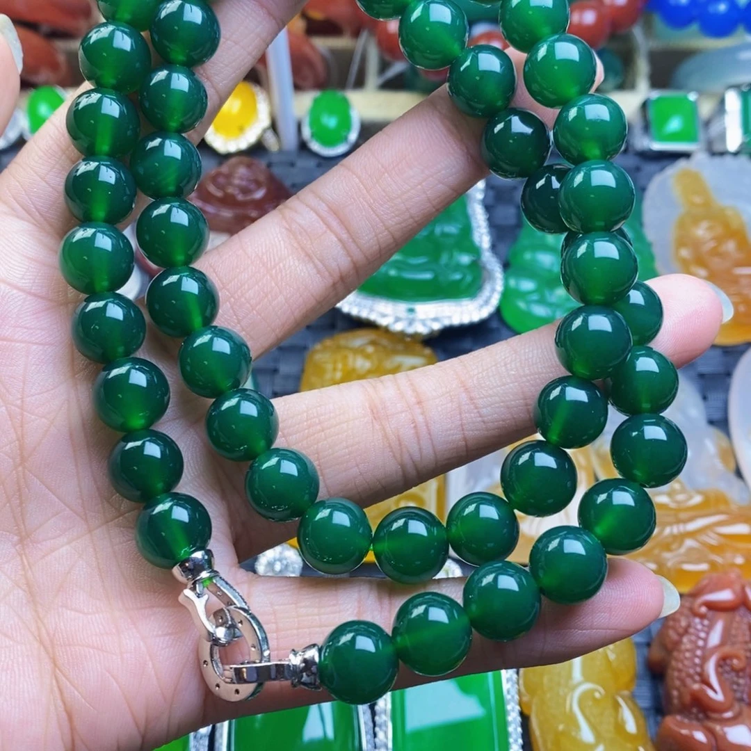 漂***然玛瑙/玉髓未镶嵌颈饰卡10