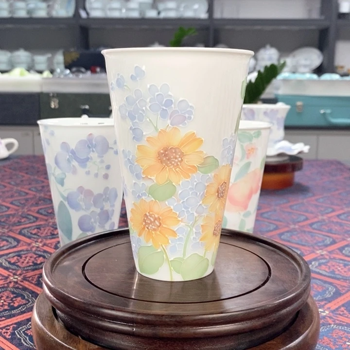向阳花品茗杯手绘釉下高温