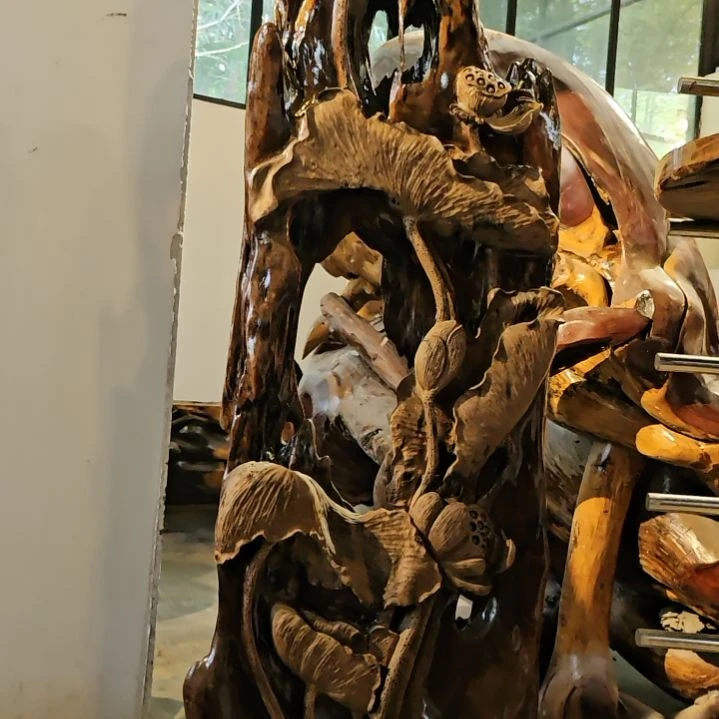 楚***楚有机玻璃阴沉料金丝楠