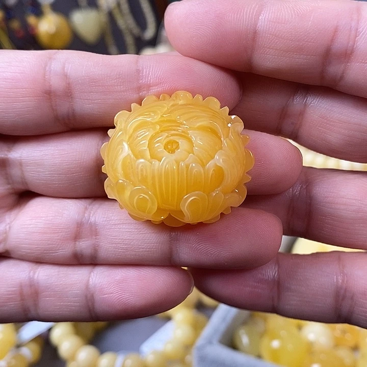 琥珀未镶嵌裸石hua