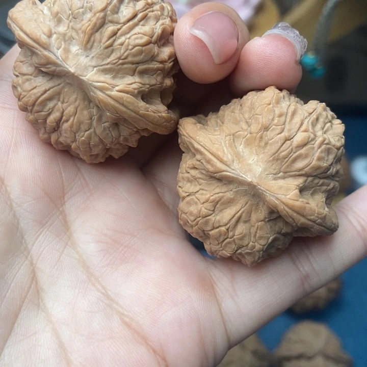 把件文玩核桃40血麒麟