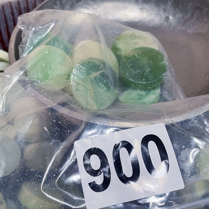 蛇纹石玉未镶嵌珠宝半成品