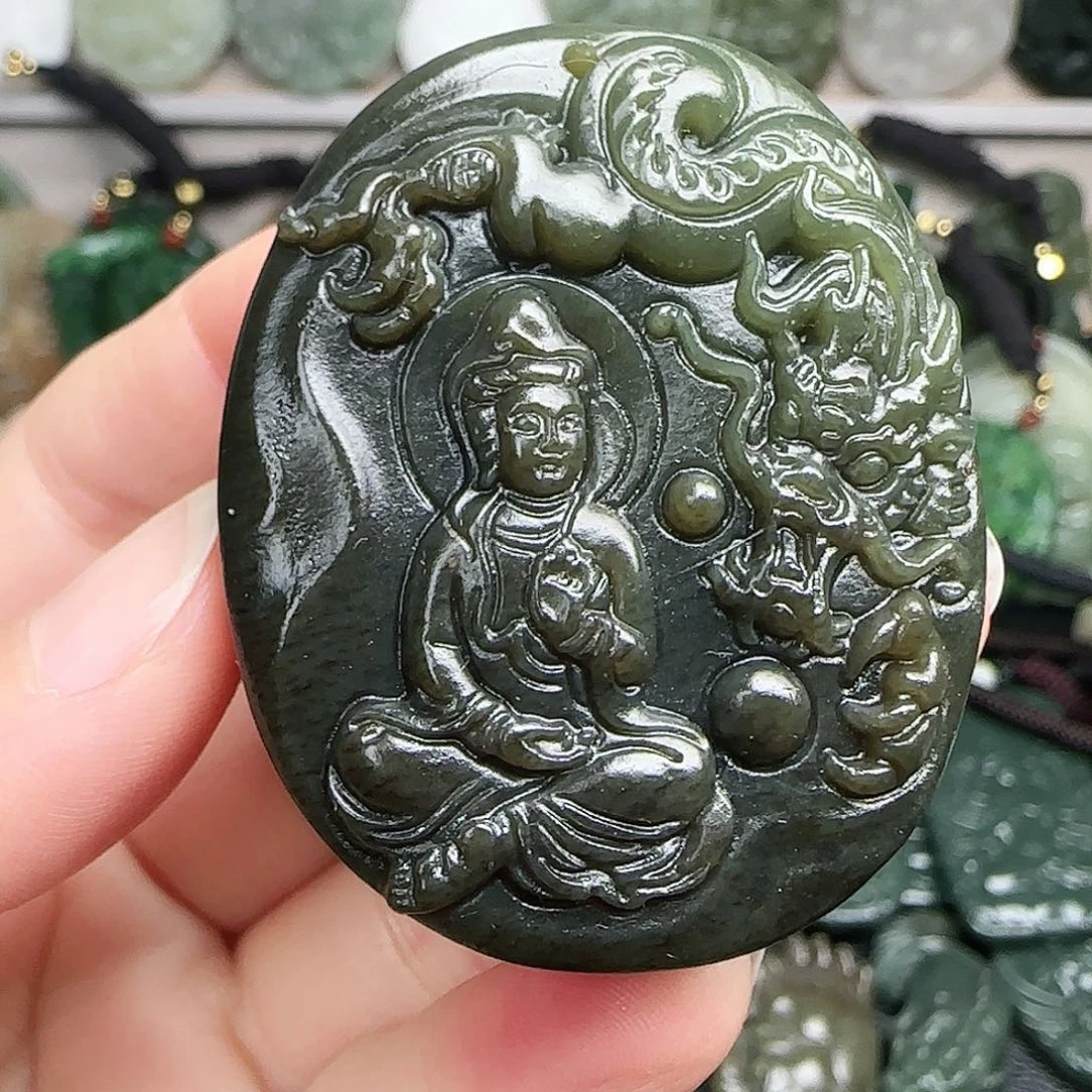 和田玉未镶嵌颈饰