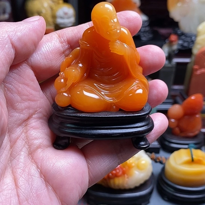 山***归寿山石寿山山秀园晶圆雕罗汉摆件