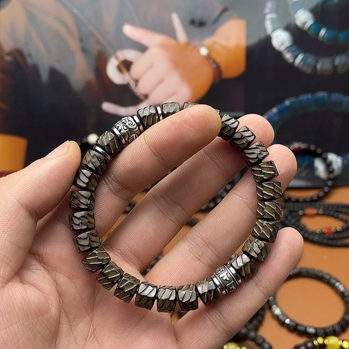 漫***家手串椰蒂9龙鳞吞金兽上上签