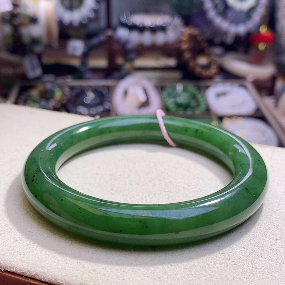 颈饰未镶嵌和田玉收藏57碧玉老料高冰俄料七号矿菠菜绿圆条手镯