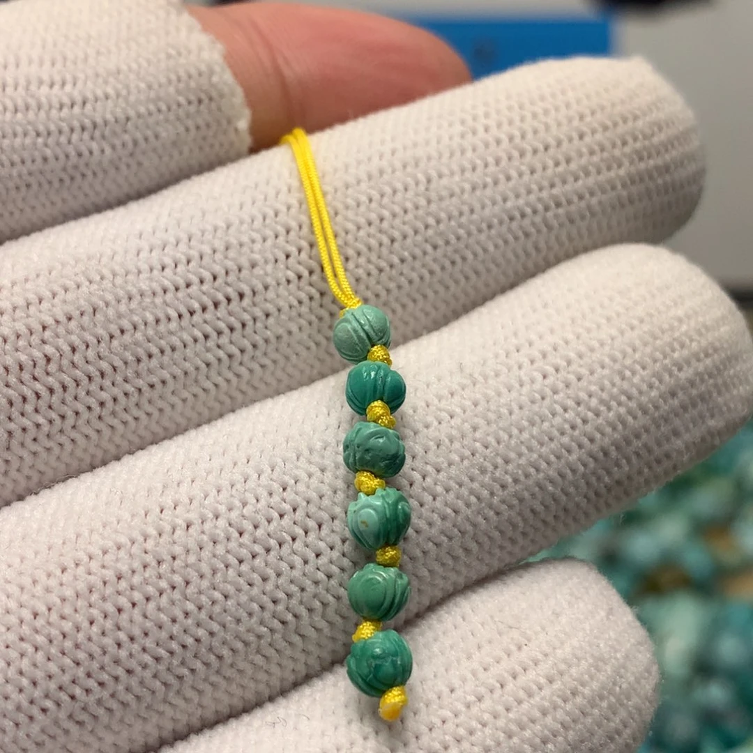 绿松石未镶嵌挂件