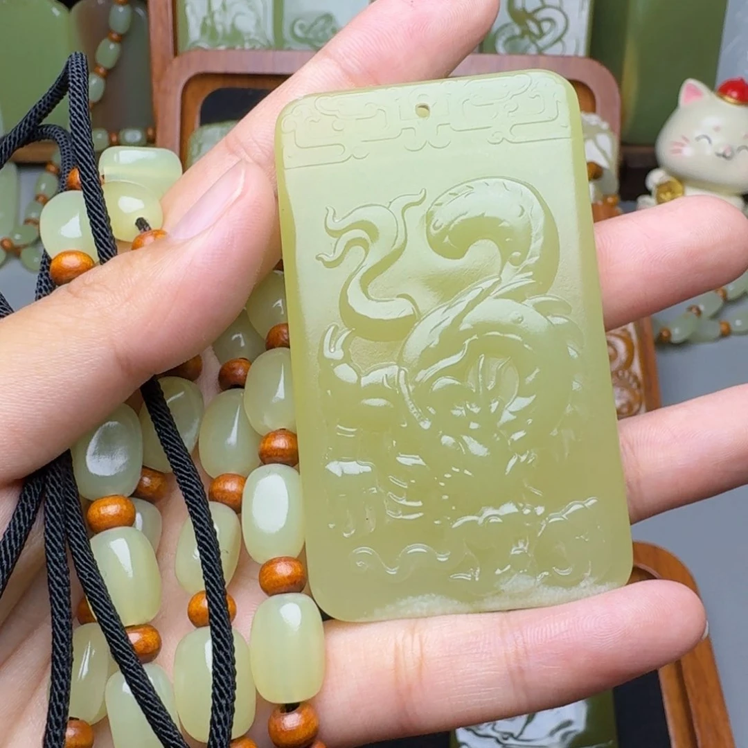 小*哥新疆昆仑山脉料生肖龙