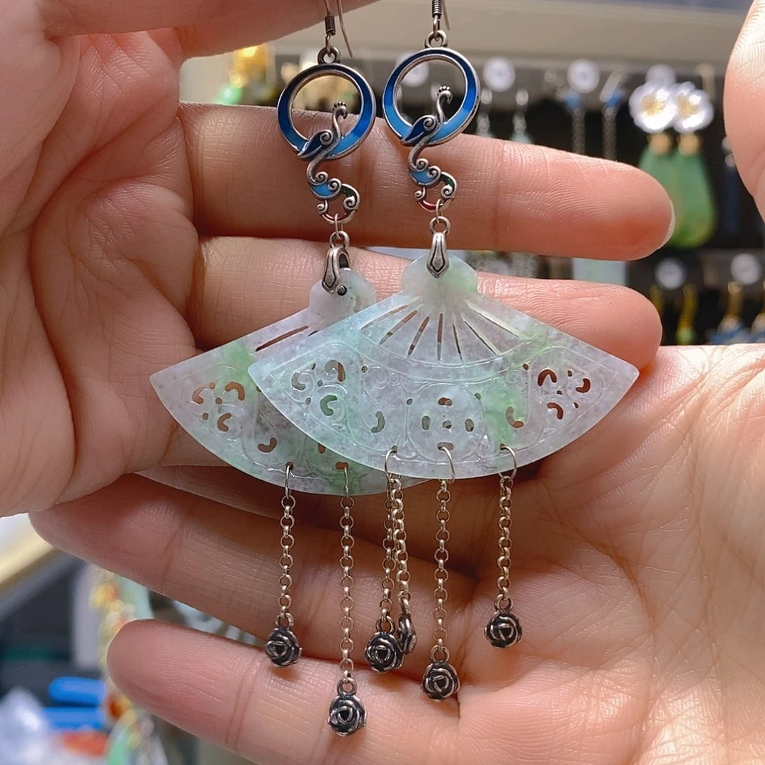 未镶嵌翡翠耳饰翡翠