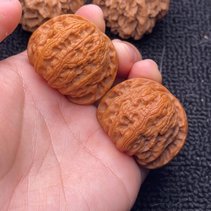 吊坠文玩核桃文玩核桃30