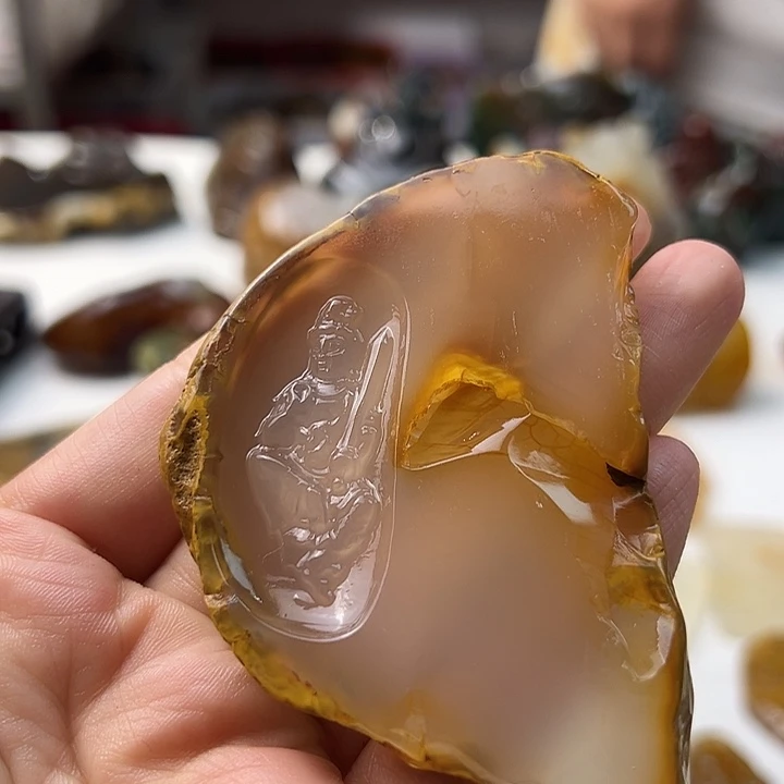 未镶嵌颈饰玛瑙/玉髓