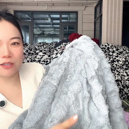 羊驼毛法兰绒灰色泡泡被套200×230
