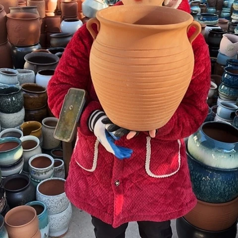 口25高30瑕疵一个。