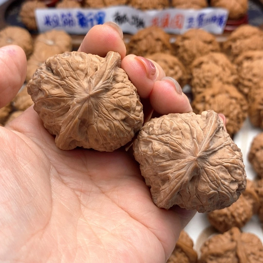 【闪购商品】文玩核桃吊坠边42肚45尺南瓜墩