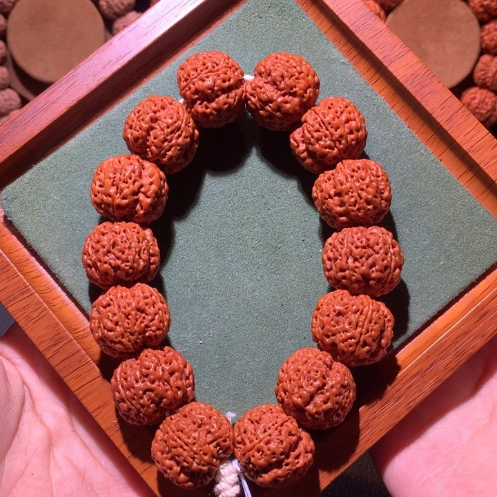 手串金刚菩提22+定制款梁梅花