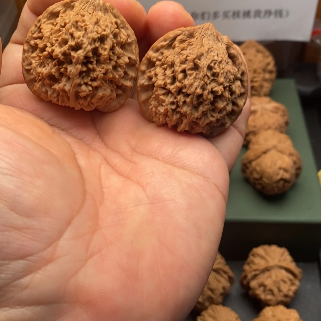 文玩核桃把件42满天星