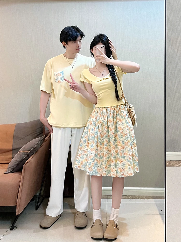 情侣装夏季小众设计娃娃领修身T恤女碎花半身裙套装男短袖潮