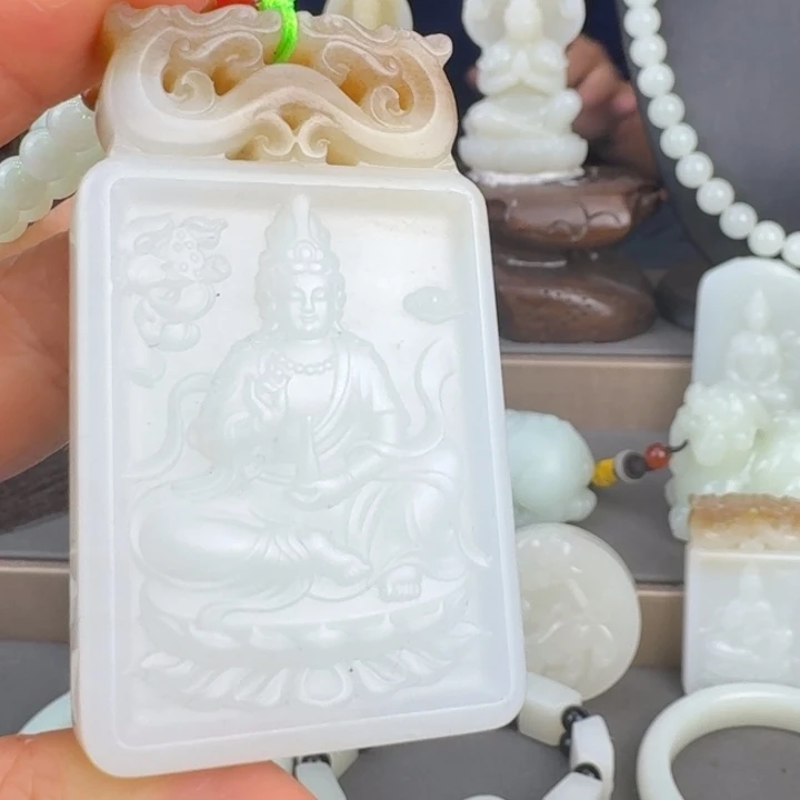 和田玉未镶嵌颈饰