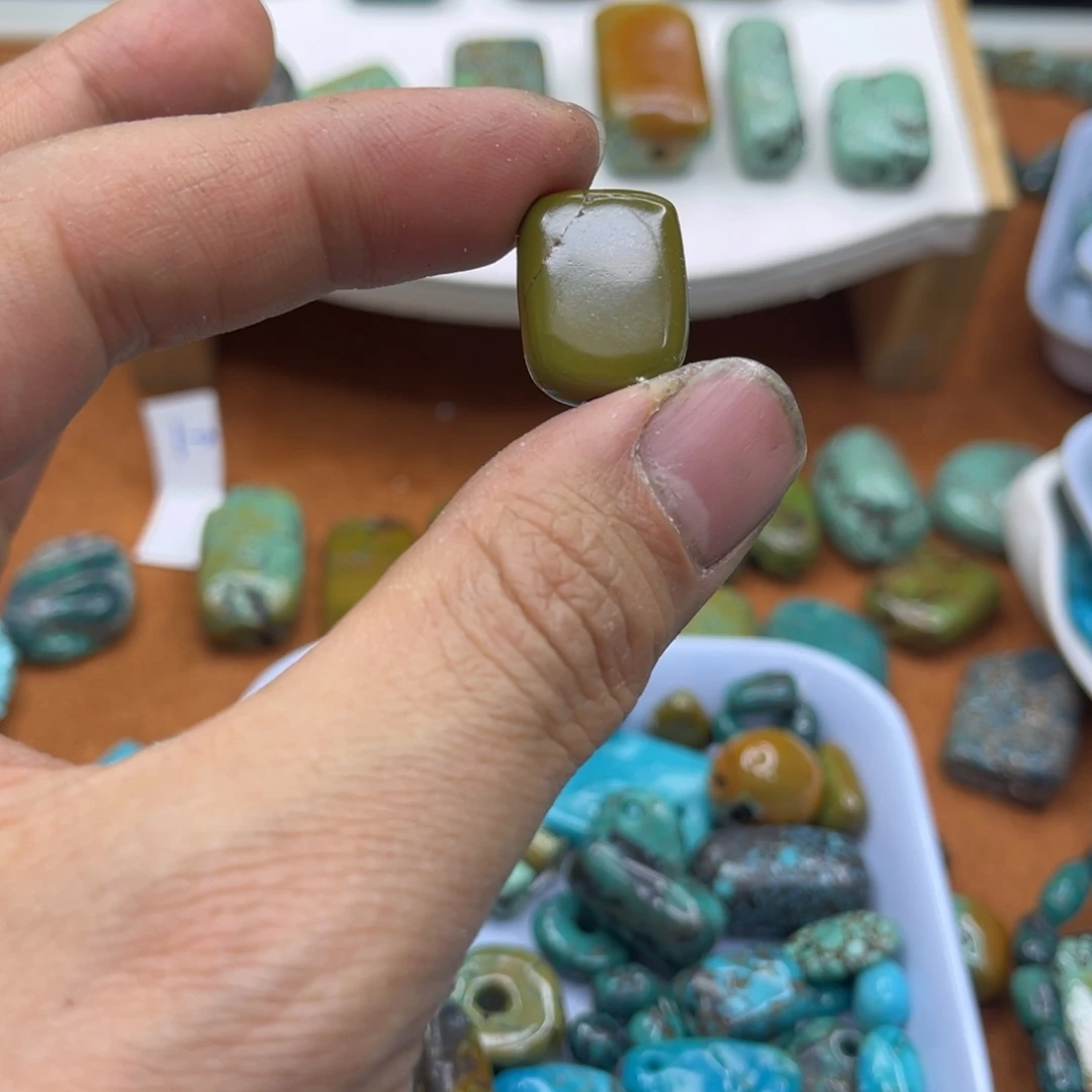 c***s绿松石未镶嵌颈饰