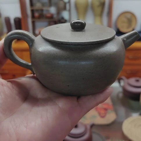 紫砂茶宠平盖莲子壶160CC手工制作  老青段