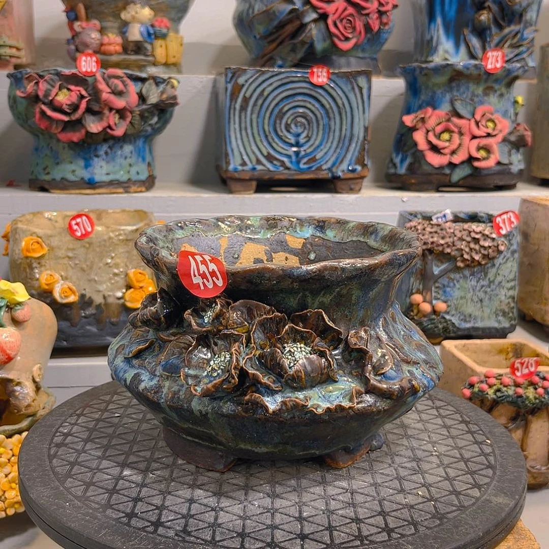 455 号陶然花盆厂家直销。微瑕