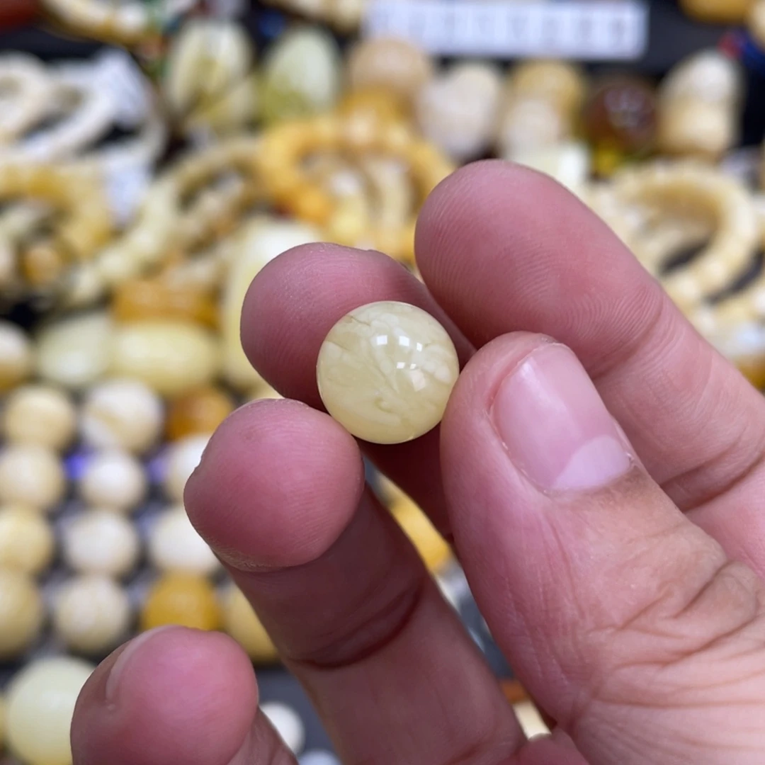 未镶嵌琥珀裸石11.4mm福利款