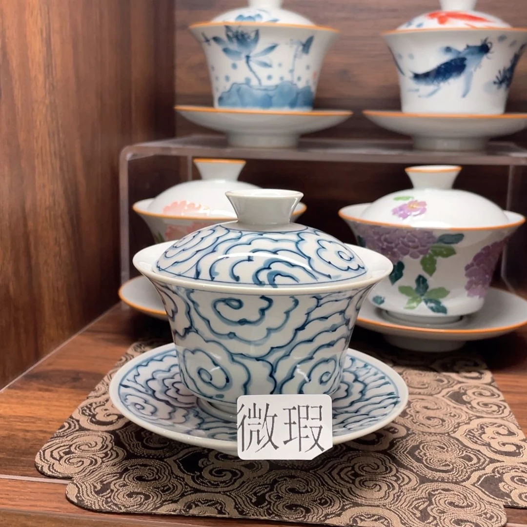 釉下手绘茶具微瑕