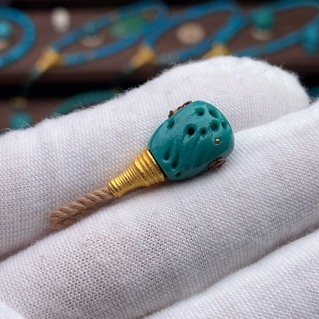 绿松石18K金镶嵌绿松石配饰